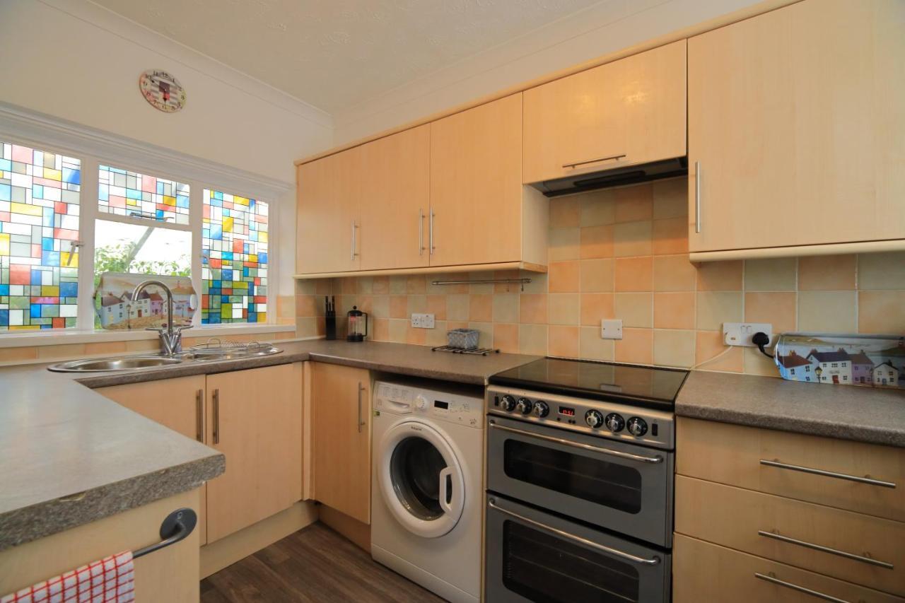 Exmouth - Newly Available, Near The Beach 아파트 외부 사진